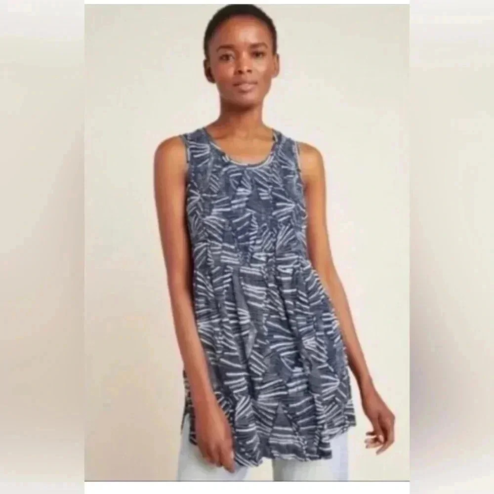 Anthropologie Navy & White Print Riley Smocked Tunic in Women's M